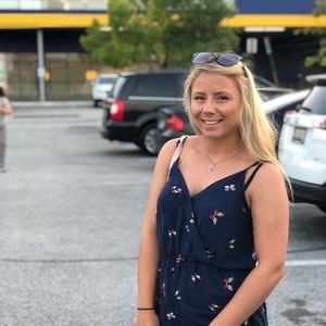 Meet your Posher, Lucie